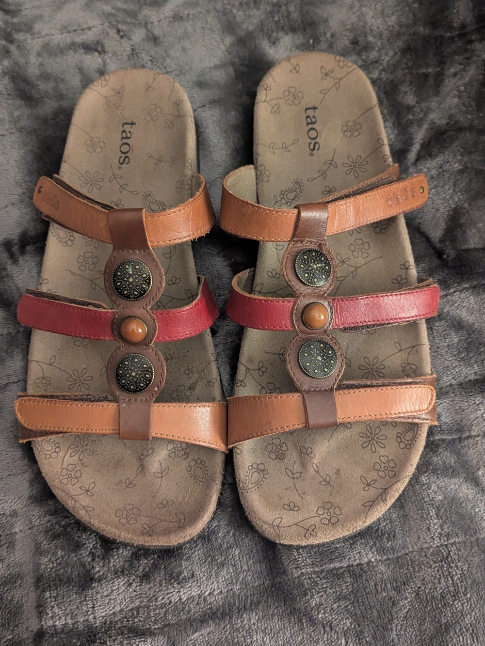 Taos Women’s Brown & Red Leather Slide Sandals